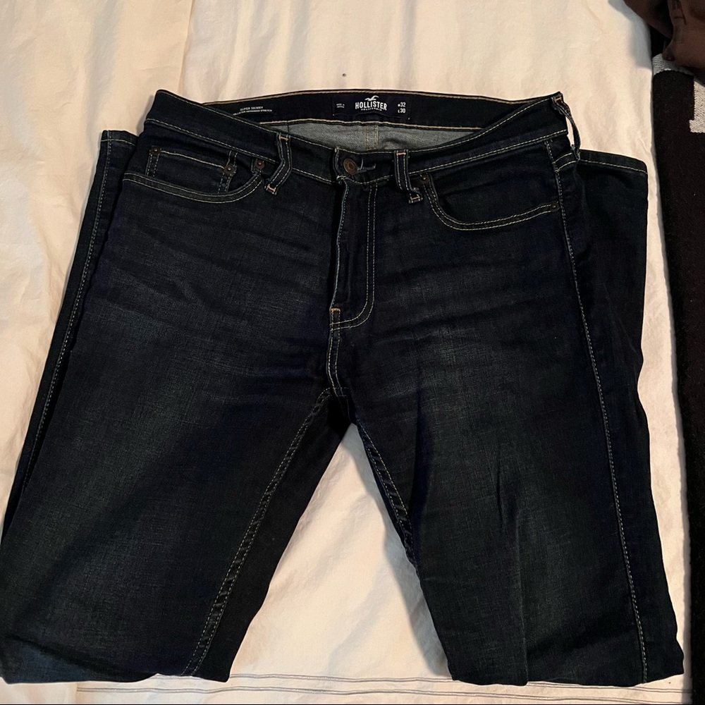 Hollister jeans